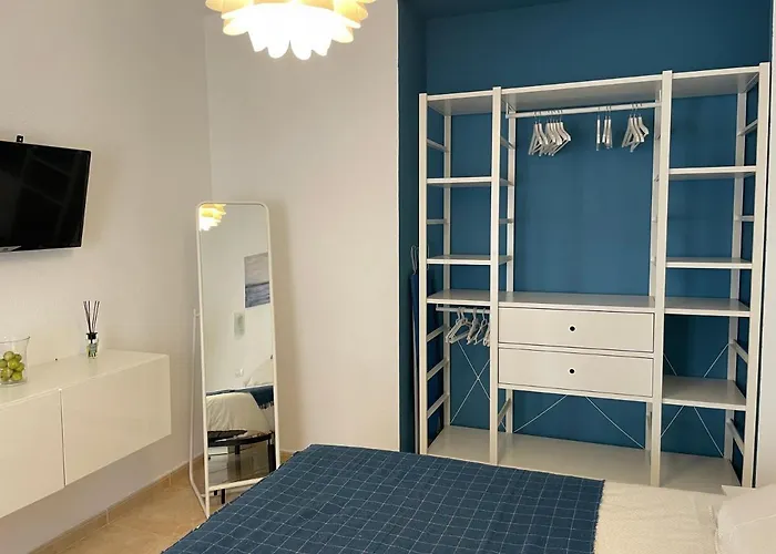 Sunny Apartment In The Heart Of Santa Cruz